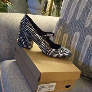 NWT Steve Madden Black Rhinstones Shoes